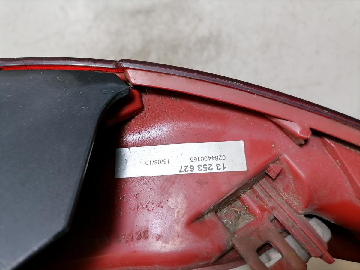 Opel Meriva B original R&uuml;cklicht R&uuml;ckleuchte Schlussleuchte links Bj.2010